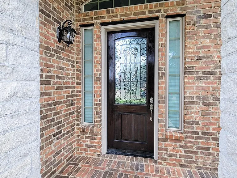 23111 Broad Springs Ct — Photo 3