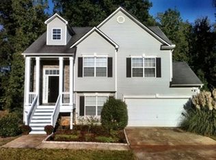 208 Autumn Ridge Dr, Griffin, GA 30224