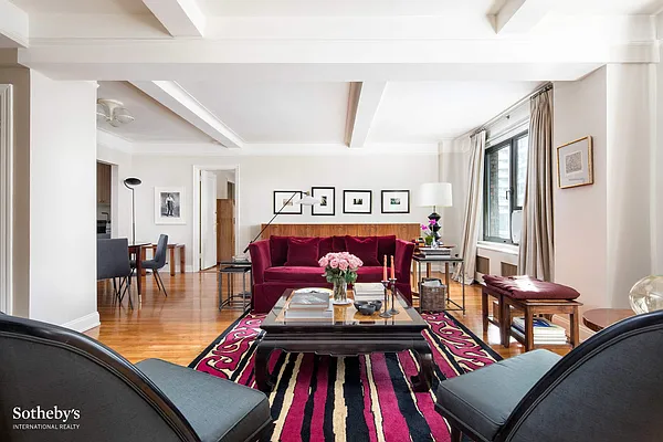 Sold by Sotheby's International Realty | media 1