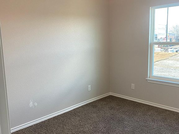 3rd image of 100 Elmer Ave