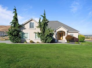 934 Allenwhite Dr, Richland, WA 99352