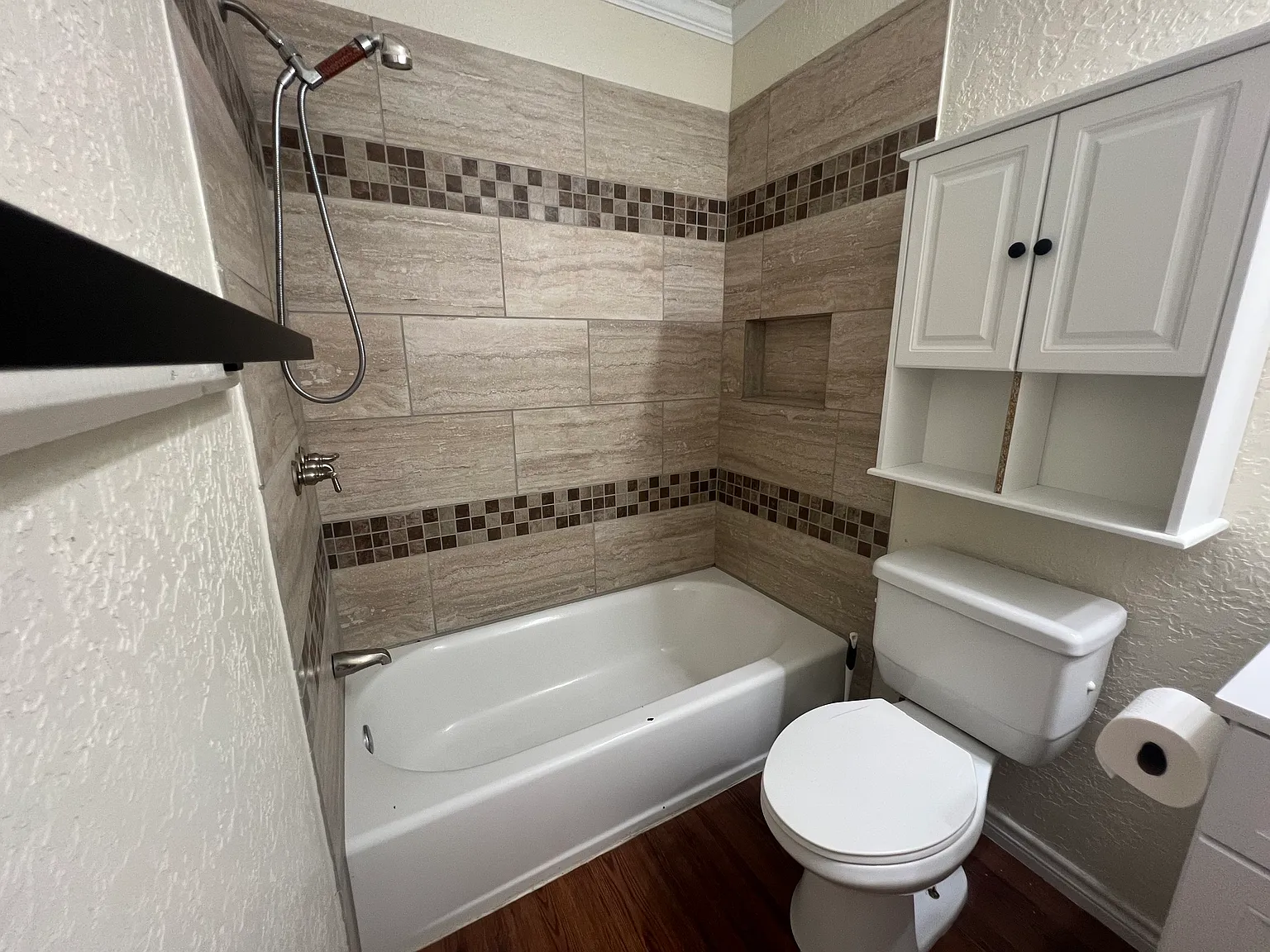 3 bed, 1128 sqft, $1,400 — Photo 4