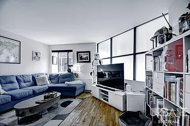 Rented by Urbane Brokerage