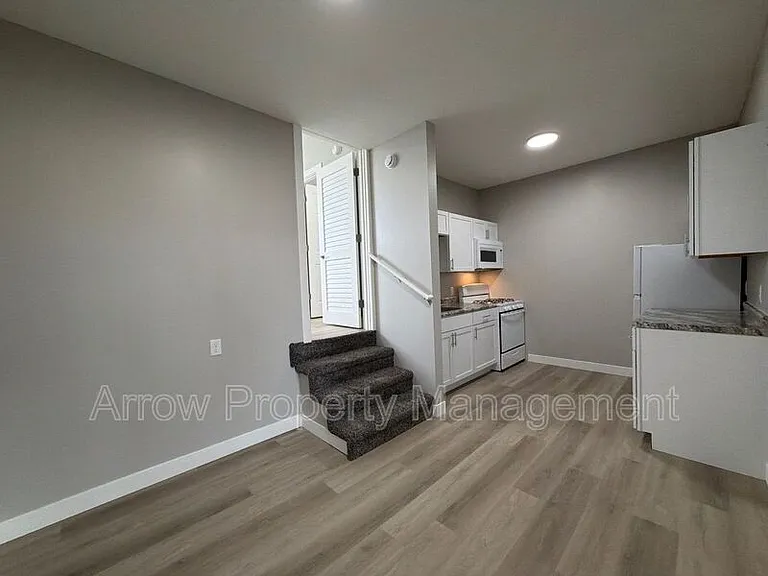 867 N 26th St #101 — Photo 2