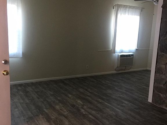 2nd image of 8958 Wilbur Ave