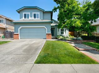 2105 Crosspoint Ave, Santa Rosa, CA 95403