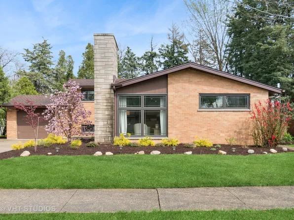 440 E Atwater Ave, Elmhurst, IL 60126