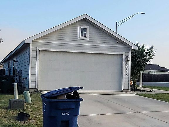 3rd image of 13203 Ashworth Blvd