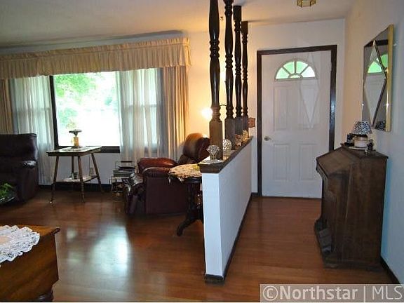 2nd image of 1622 Woodland Dr