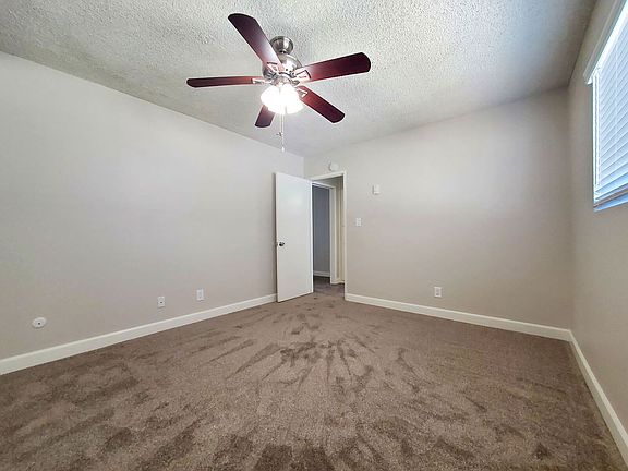 5th image of 3952 Idaho St #7