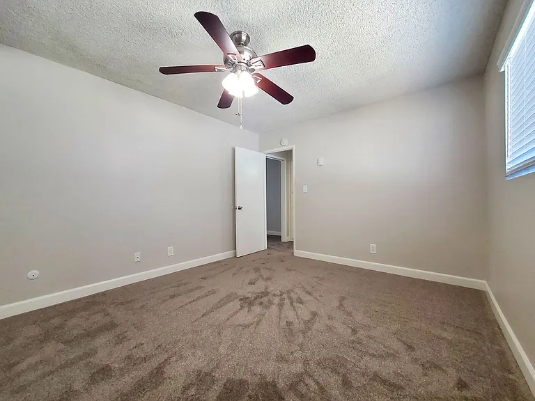 3946 Idaho St — Photo 38