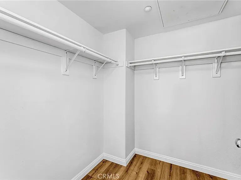 304 Birch Grv — Photo 30
