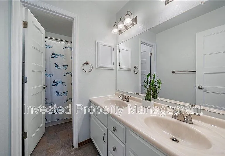 7291 Palisade Dr — Photo 27