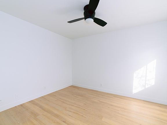 5th image of 76 W Ramona St APT E