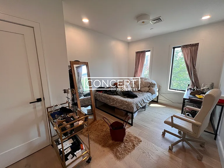 50 Leo M Birmingham Pkwy #408 — Photo 7