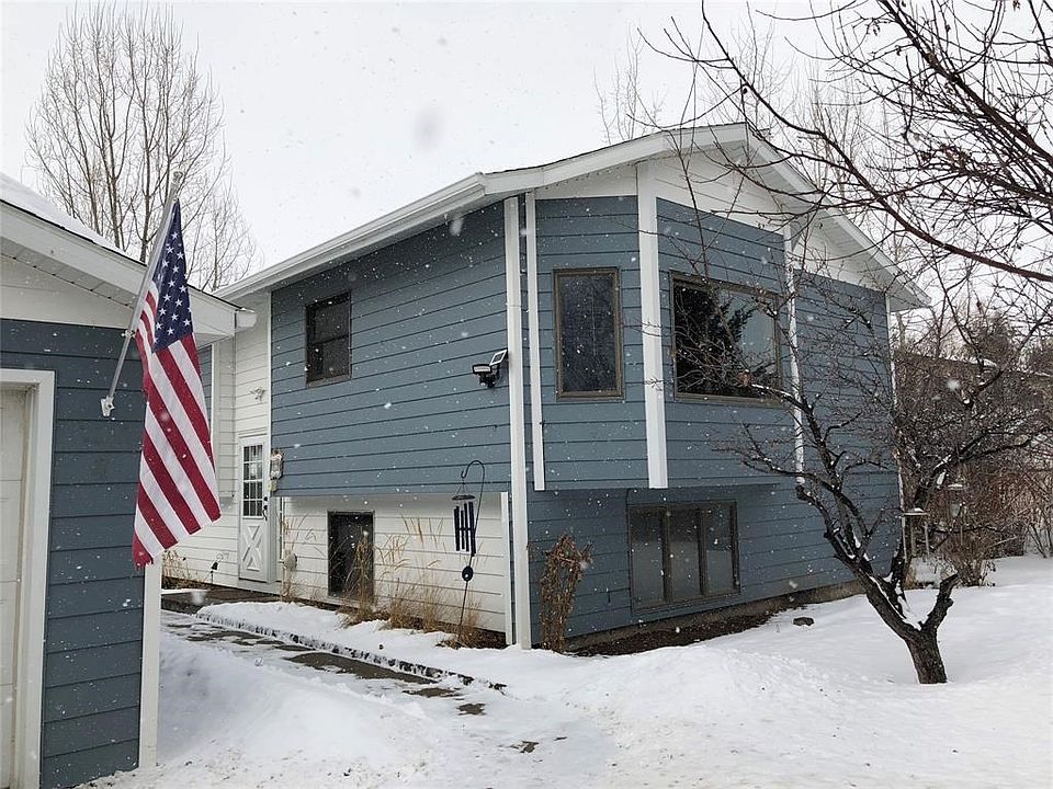 1st image of 27 Boxwood Dr