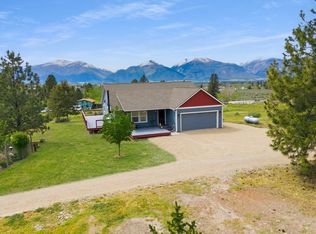 4033 Sunnyside Cemetery Rd, Stevensville, MT 59870