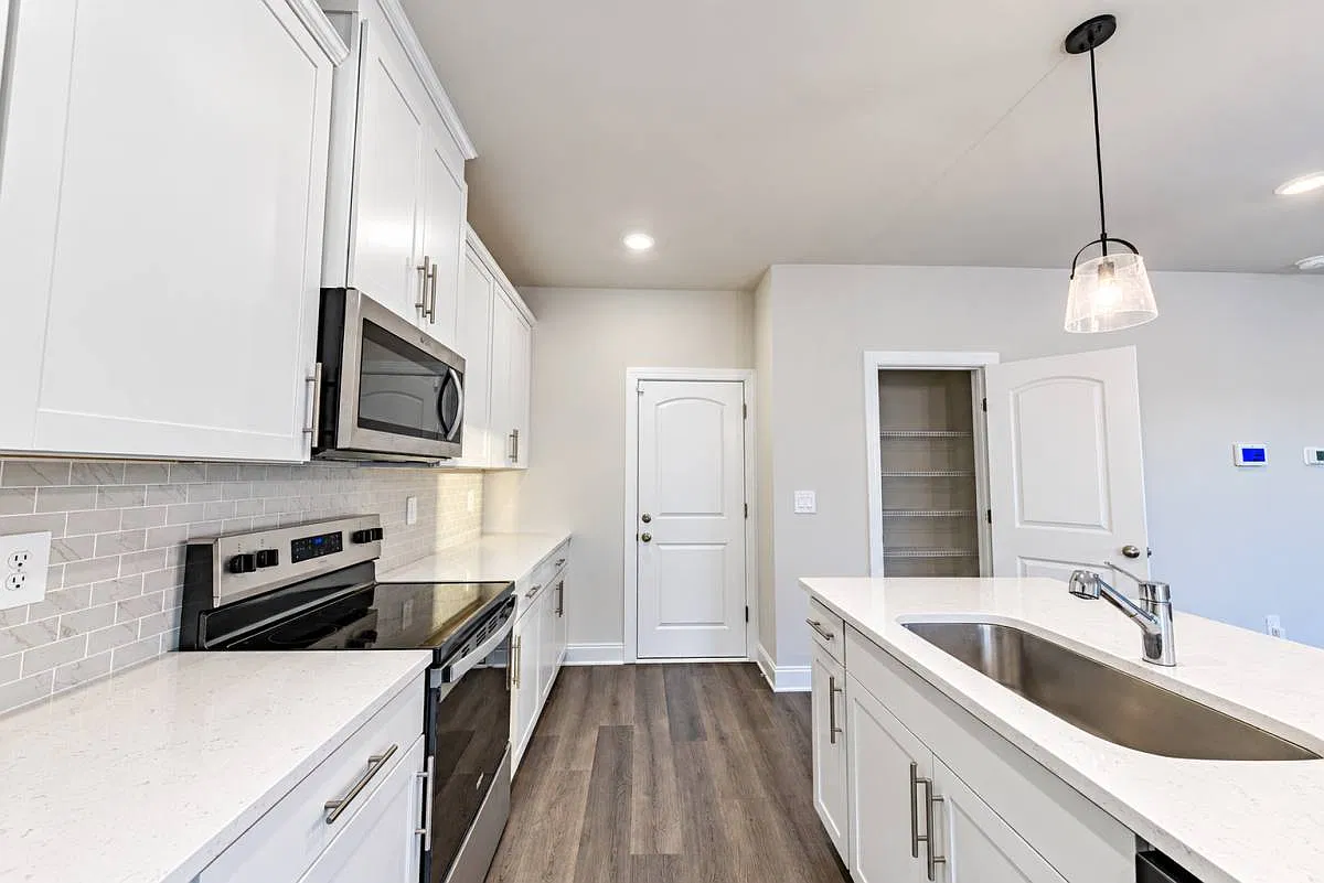 4948 Trail Ridge Court in Nashville, TN 37207 — Photo 4