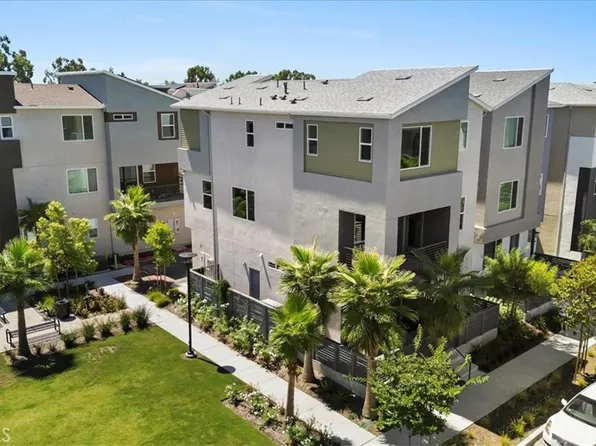 920 E 3rd St, Santa Ana, CA 92701