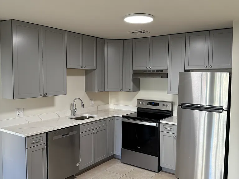 580 Pontiac Ave #1 — Photo 1