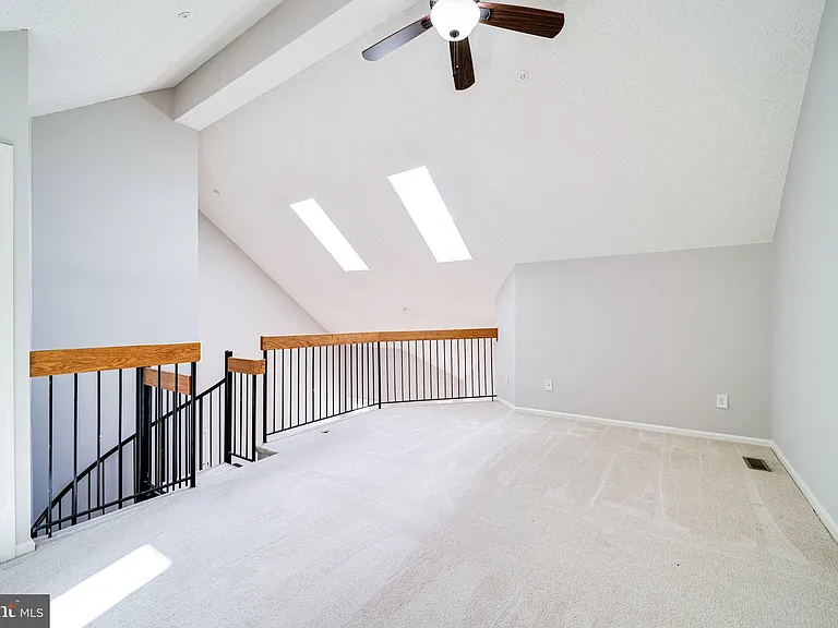 7012 Irwell Ln #14E — Photo 27