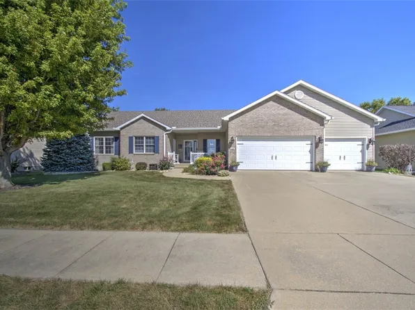 204 Jack Ln, Forsyth, IL 62535