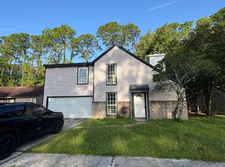 10244 Pine Breeze Rd S, Jacksonville, FL 32257