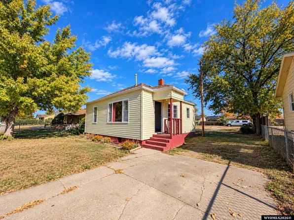 2333 E D St, Torrington, WY 82240