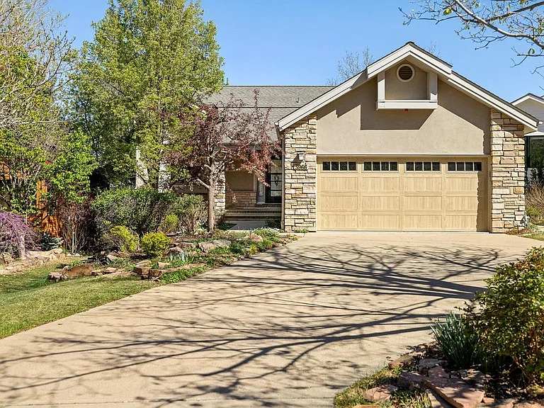 3966 Promontory Ct — Photo 28