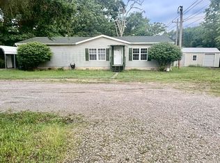 2042 Longview Road, Merriam Woods, MO 65740