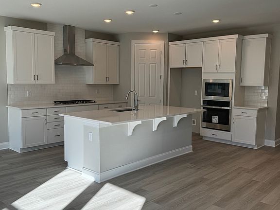 2nd image of 1722 Allwood Ave Lot 331