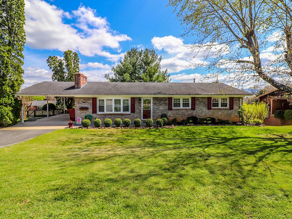 1st image of 609 Southview Dr