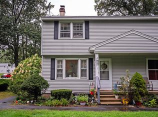 107 Sandstone Cir #107, Londonderry, NH 03053