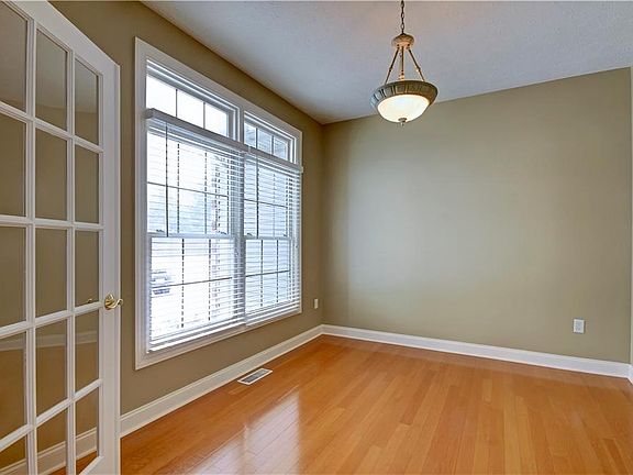 5th image of 20448 Scotch Pine Way