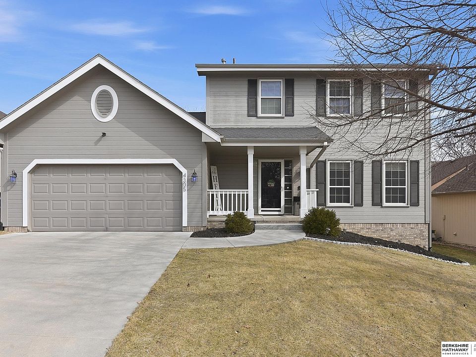 1st image of 4305 N 163rd St