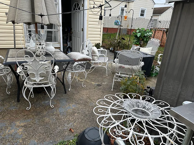 270 N One Street Ave — Photo 44