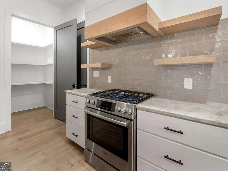 510 Heatherden Ave #E202-C — Photo 11