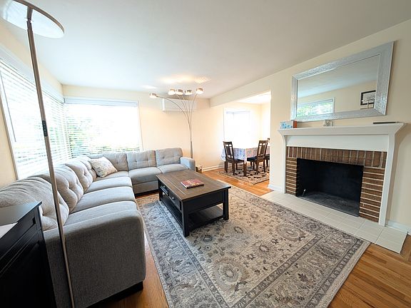 3rd image of 15531 8th Ave NE