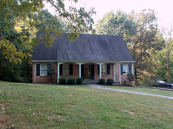 2nd image of 2213 Poplar Ave