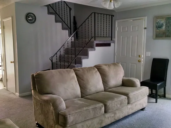 2208B Cabin Hill Rd, Nashville, TN 37214