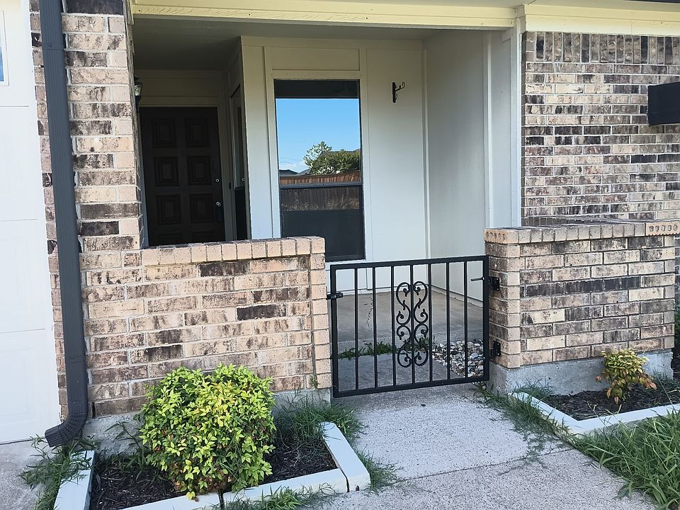 1st image of 2314 Woodside Dr