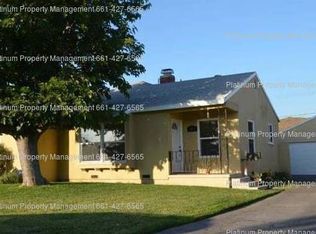 8118 Irvine Ave, North Hollywood, CA 91605