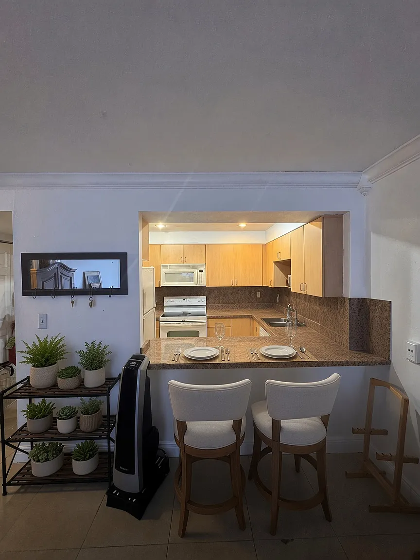 1 bed, 670 sqft, $2,050 — Photo 4