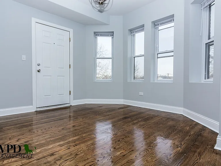 7927 S Marquette Ave — Photo 9