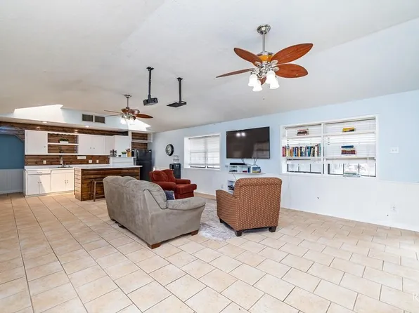 6442 Lincoln Park Rd W, San Angelo, TX 76904