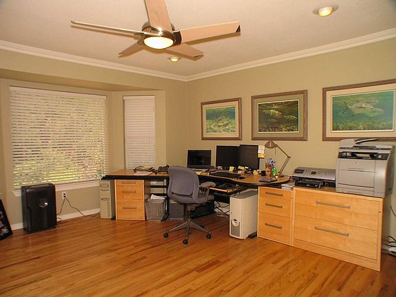 4th image of 2071 Driftwood Cir