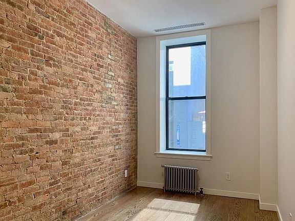 4th image of 116 E 57th St Fl 2