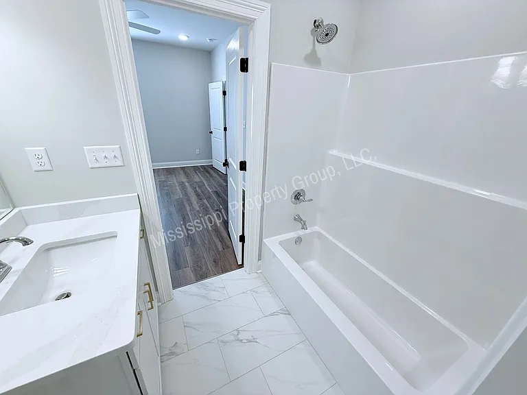 3532 Fenwick Way — Photo 24