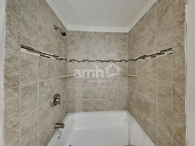 5823 Parkstone Dr — Photo 20