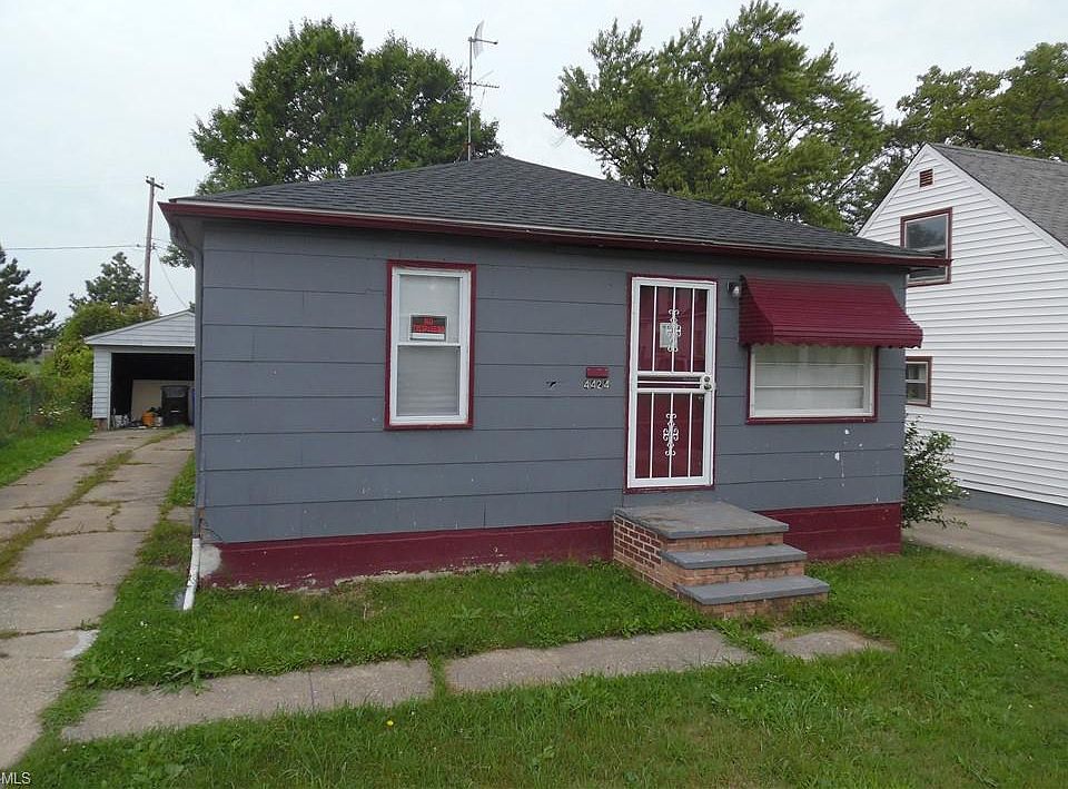 1st image of 4424 E 154th St